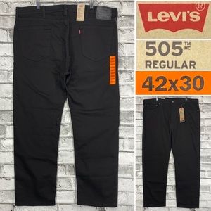 NWT LEVIS 505 Regular Stretch Men's Size 42 x 30 Straight Leg Black Jeans